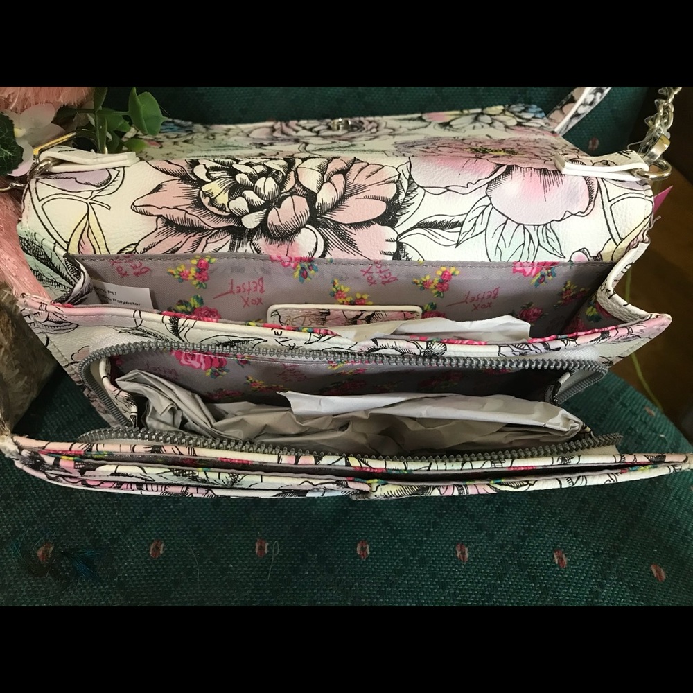 Purse - Picture 3 of 6